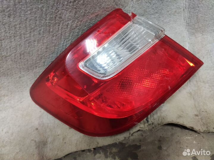 Фонарь левый Toyota Camry V50