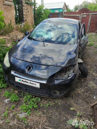 Renault Fluence 1.6 МТ, 2011, битый, 205 000 км