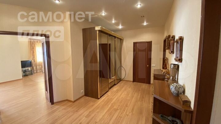 3-к. квартира, 119 м², 4/7 эт.