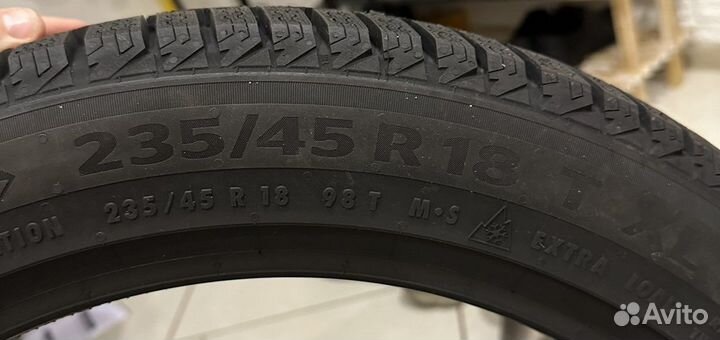 Continental ContiVikingContact 7 235/45 R18