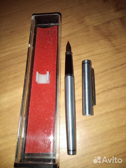 Перьевая ручка