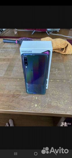 Samsung Galaxy A50, 4/64 ГБ