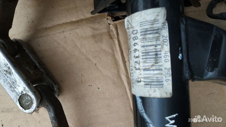 Рулевой вал с электроприводом Мерседес Е 210/211/2