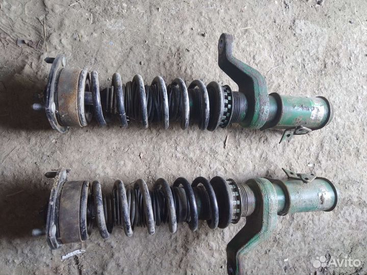 Стойки передние