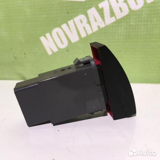 Кнопка аварийной сигнализации Шевроле Лачетти