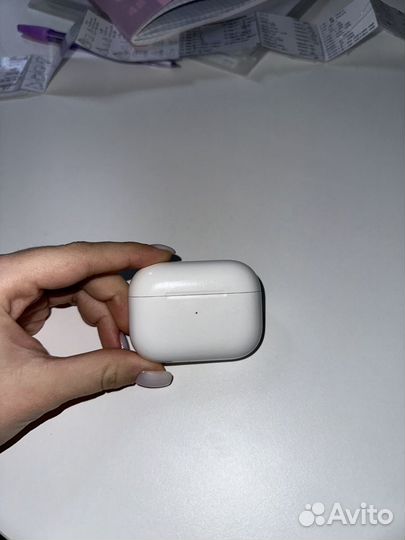 Air pods pro левый наушник (оригинал)