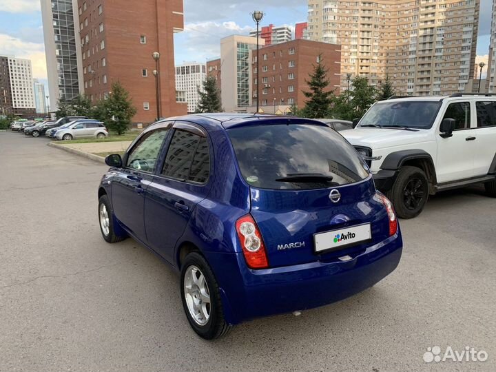 Nissan March 1.2 AT, 2002, 100 000 км