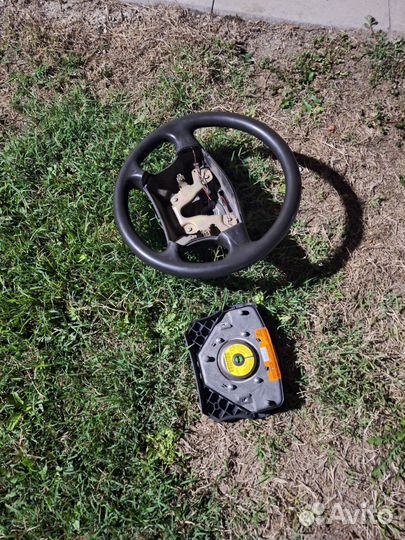 Руль на приору