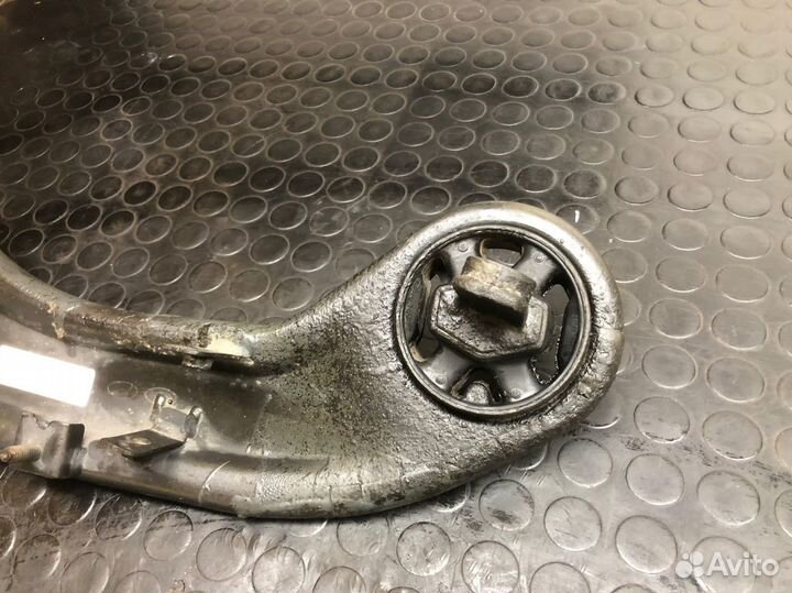 Рычаг задний продольный левый Kia Sportage 3