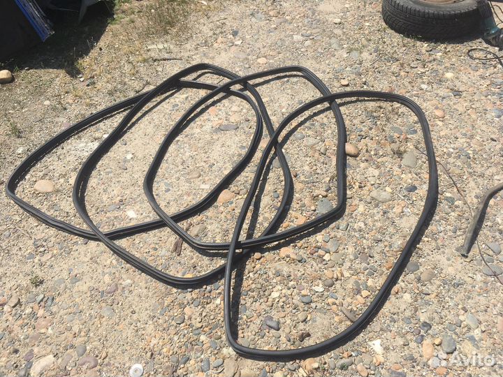 Уплотнители дверей Калина 1