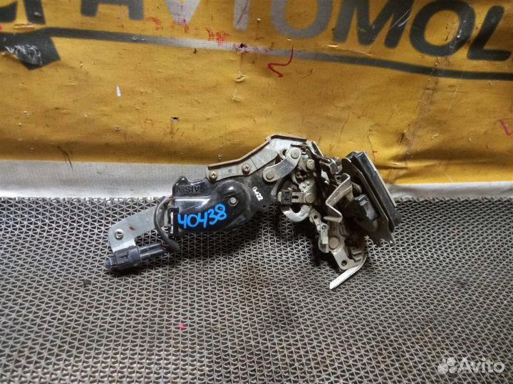 Замок двери задний правый Toyota Mark Ii GX81