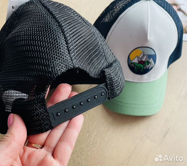 Кепка новая