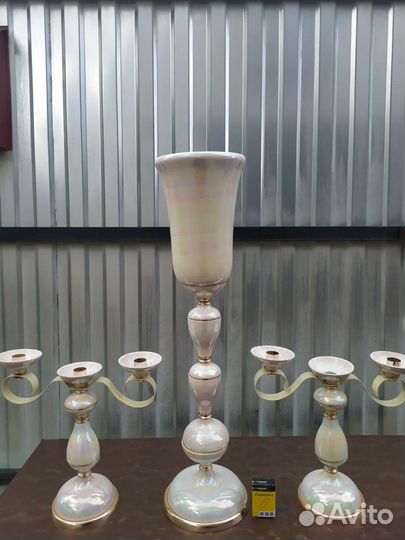 Фарфоровые подсвечники и напольная ваза