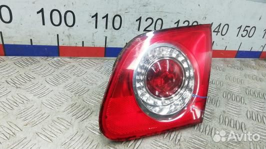 Фонарь правый крышки багажника volkswagen passat B
