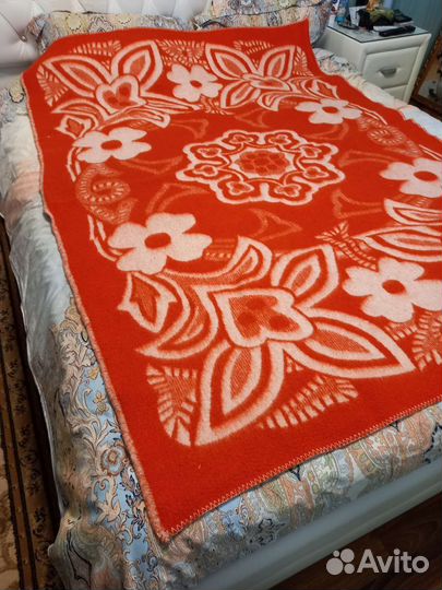 Одеяло полу шерсть