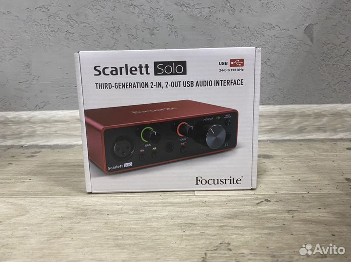 Звуковая карта Focusrite Scarlett Solo 3rd Gen