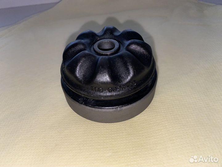 Сайлентблок пневмобаллона на Mercedes W166