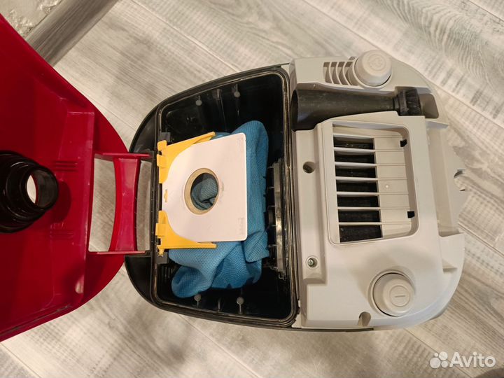 Пылесос samsung 1800w