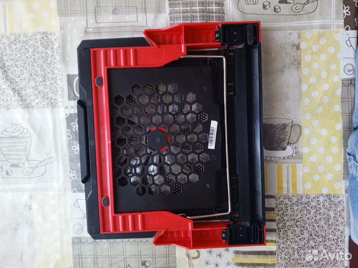 Подставка с охлаждением для ноутбука