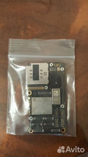 Материнская плата iPhone 11 pro