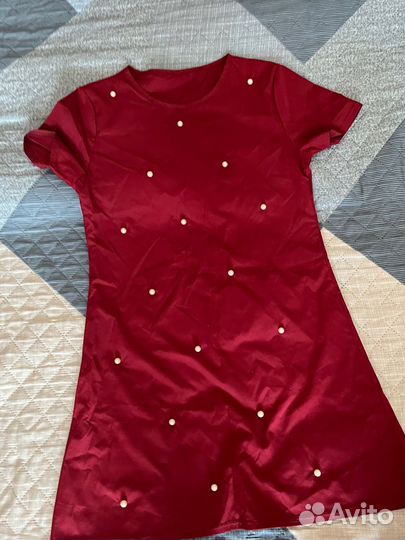 Вещи (футболка кардинаг джинсы свитер)