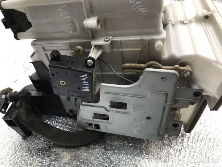 Ниссан Патрол У61 корпус печки