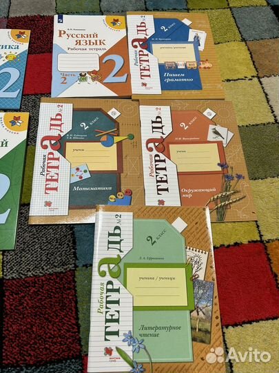 Продам рабочие тетради, цена за одну 200