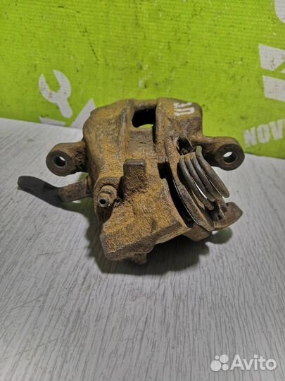 Суппорт задний правый Фольксваген Пассат Б3