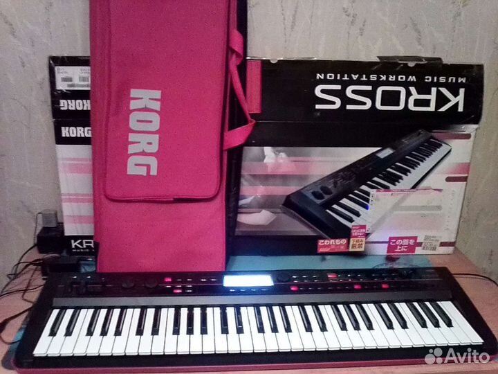 Korg kross в коробке