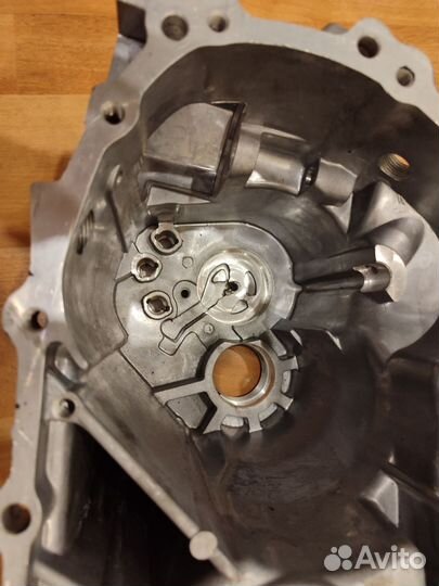 Корпус кпп geely мк