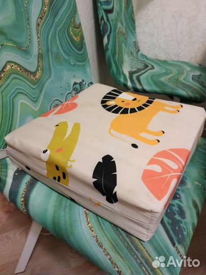 Сиденье бустер на стул