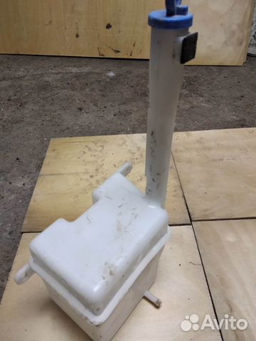 Бачок омывателя для иномарки