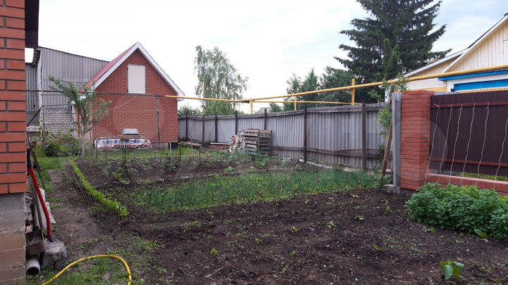 Коттедж 165 м² на участке 12 сот.