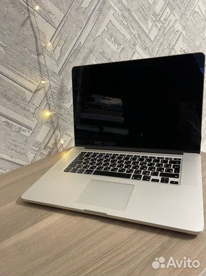 Macbook pro 15 retina 2015