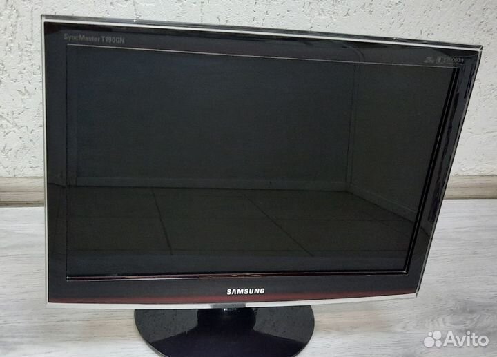 Монитор Samsung SyncMaster T190GN (О14)