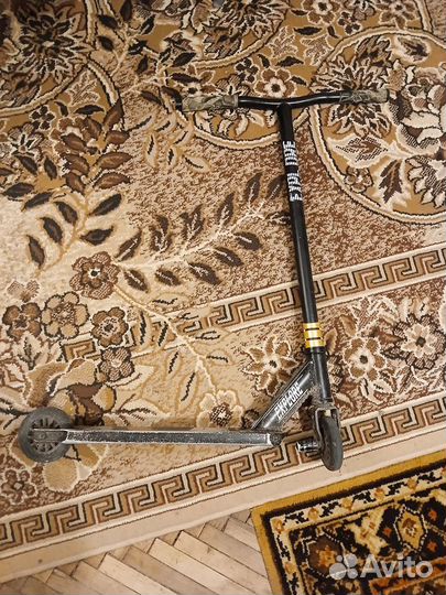 Трюковой самокат explore