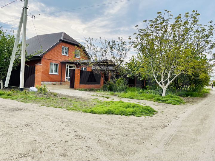 Дом 153,6 м² на участке 5,2 сот.