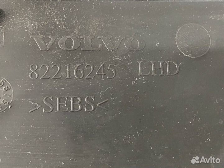 Коврик салона левый Volvo FH4 82216245