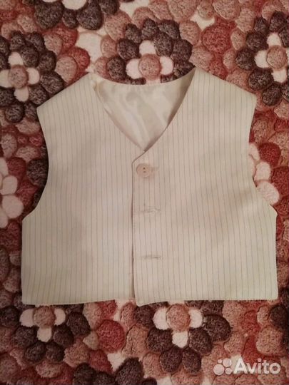 Костюм тройка