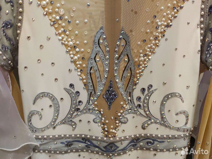 Платье для фигурного катания