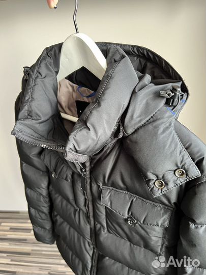 Пуховик мужской sisley