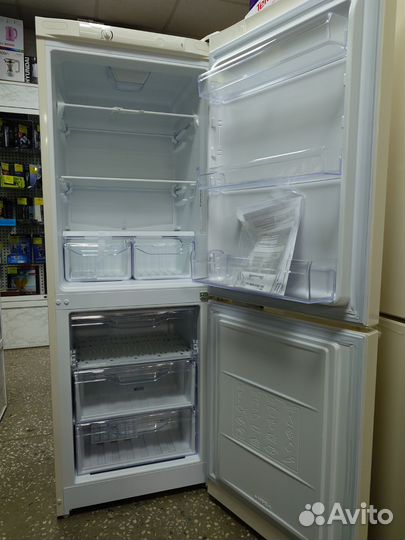 Холодильник новый