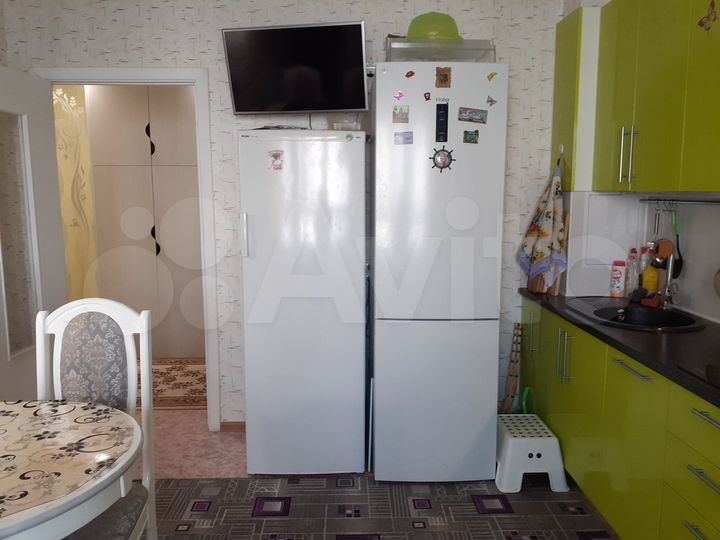 2-к. квартира, 71 м², 6/17 эт.