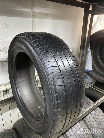 Yokohama dB Decibel E70B 215/55 R17 93V