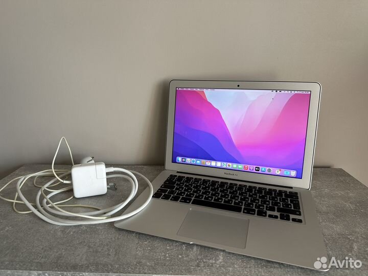 Apple MacBook Air 13 2016 8/128 /Core i5