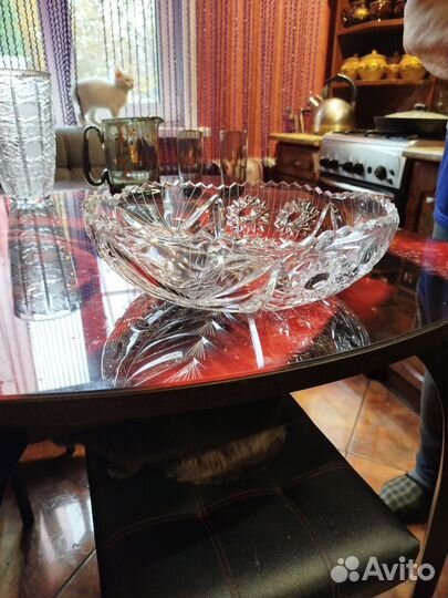 Хрустальная ваза