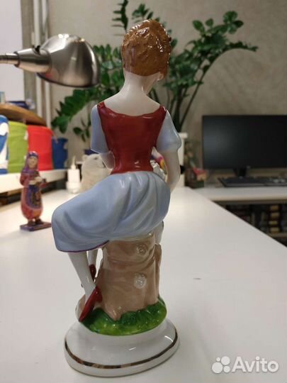 Статуэтка фарфор германия
