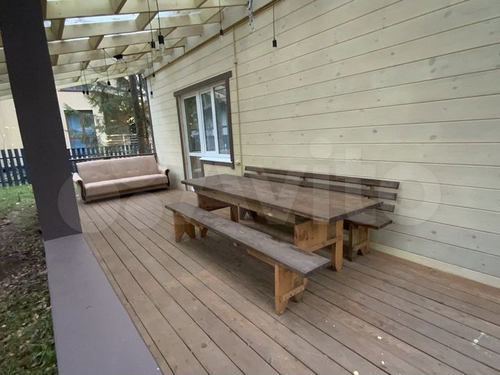 Дом 98 м² на участке 5 сот.