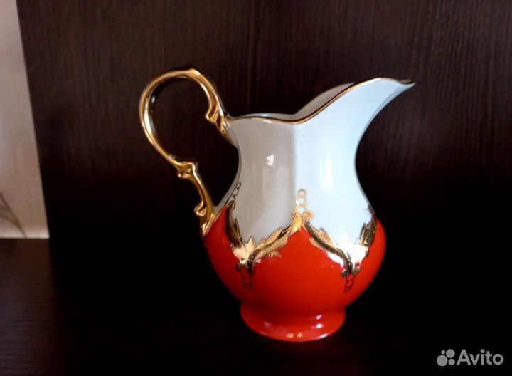 Часть чайного сервиза 