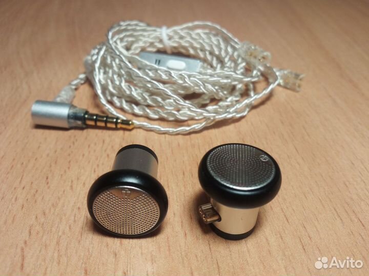 TRN EMA наушники проводные новые